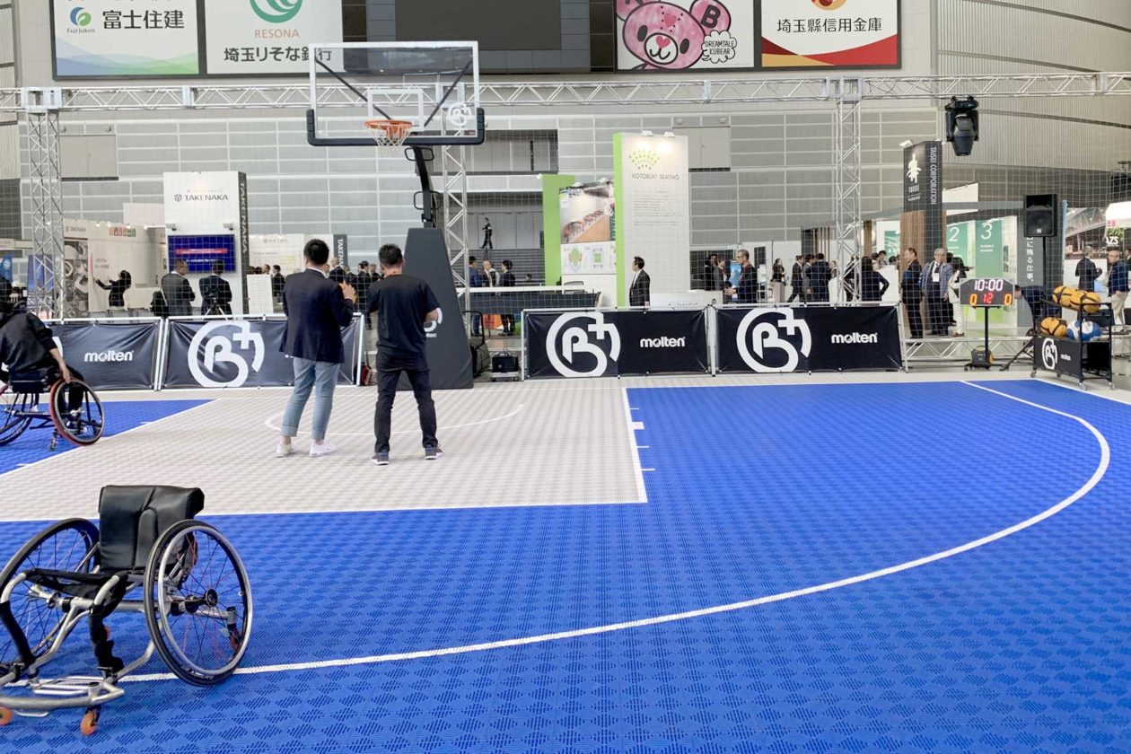 展示会の写真 スポーツビジネスジャパン